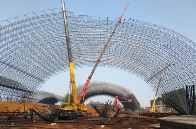 洪湖浅析质料场封闭本领的特点以及利用类型